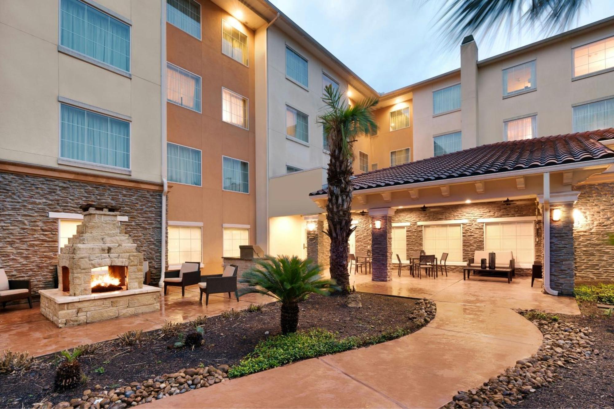 Residence Inn By Marriott Houston I-10 West/Park Row Exterior photo